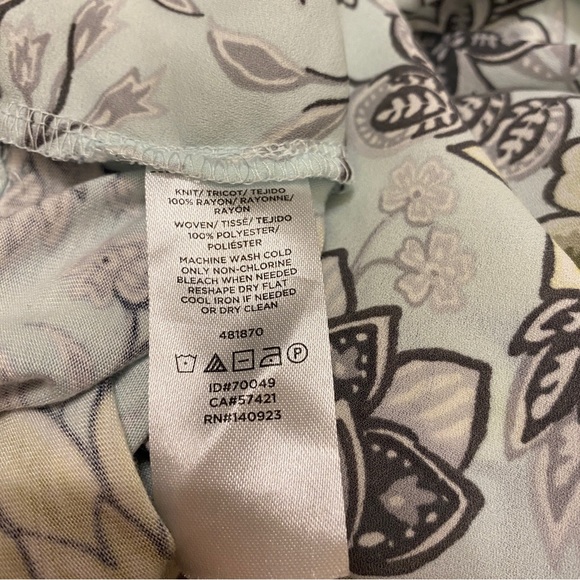 Loft Plus Womens Shirt 20/22 Floral Print Sleeveless Keyhole Neck Pullover Flowy - Picture 5 of 5